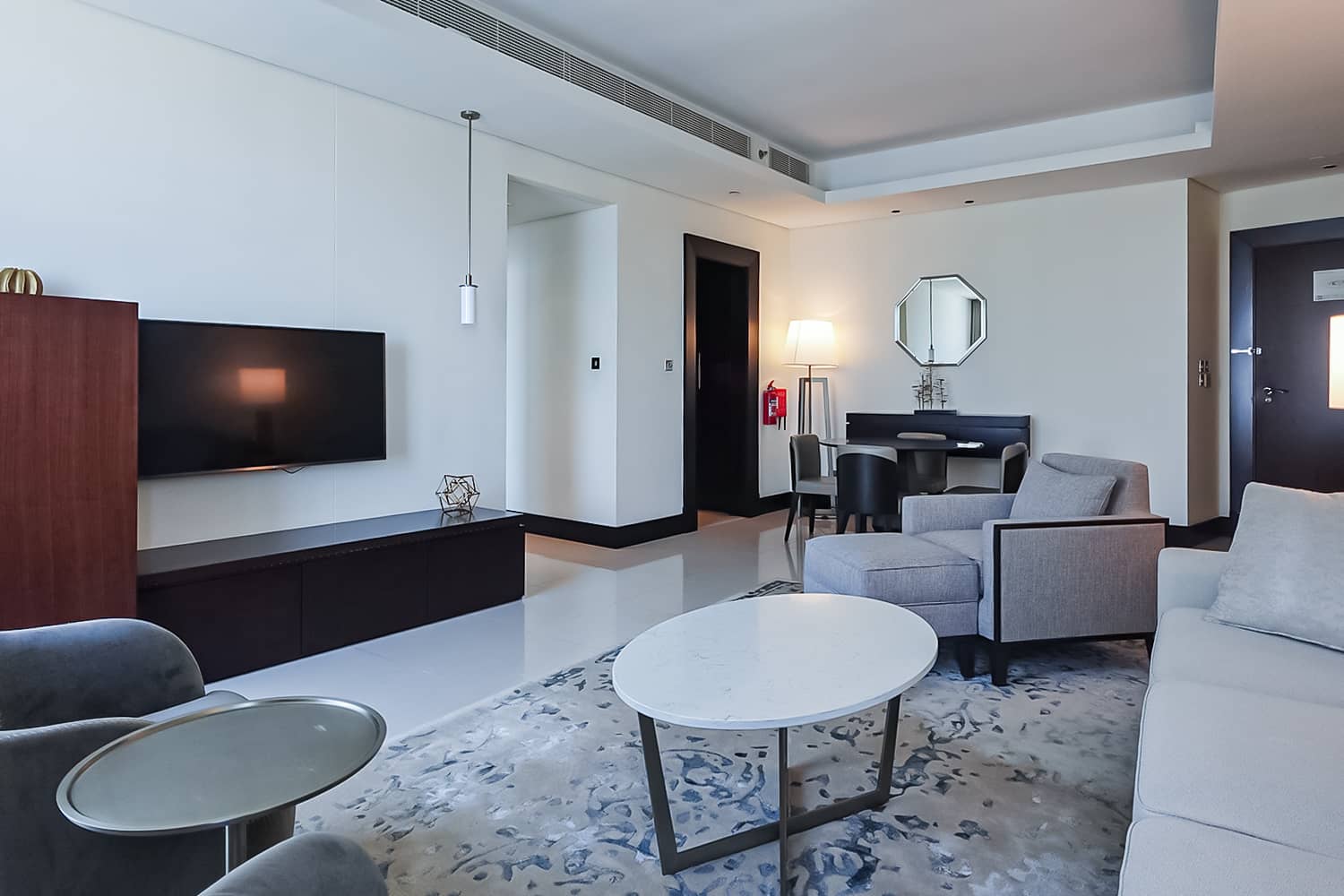 1 Bedroom Apartment in Burj Lake Hotel - The Address DownTown - photo 2