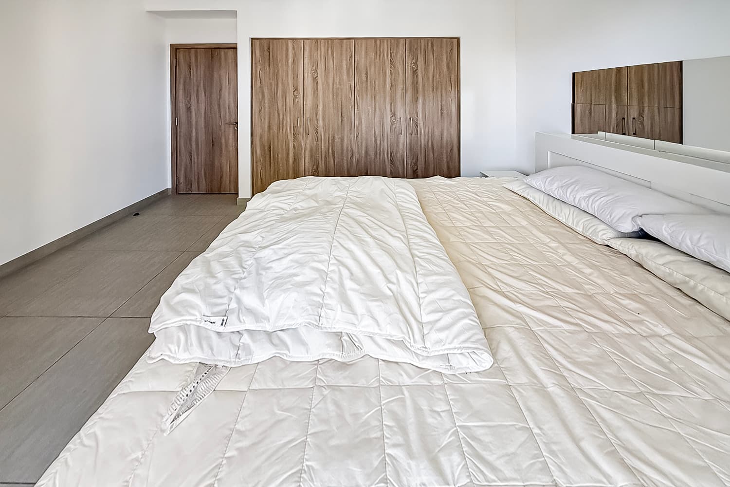 1 Bedroom Apartment in Parkside - photo 2