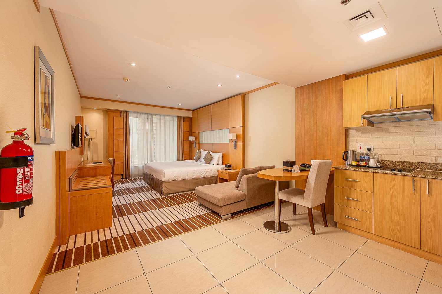 Studio Hotel Apartment in The Carlton Downtown Hotel - photo 1