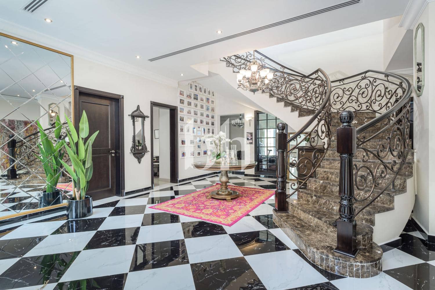 5 Bedroom Villa in Hacienda