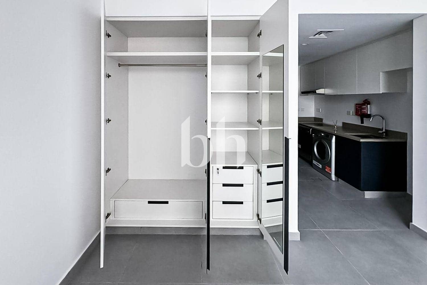 Studio Apartment in The Solo 5 - photo 1