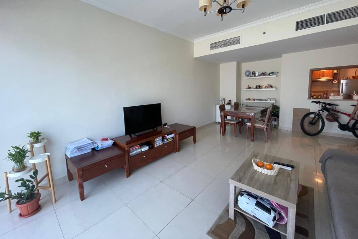 1 Bedroom Apartment in Saba Tower 2 - photo 2