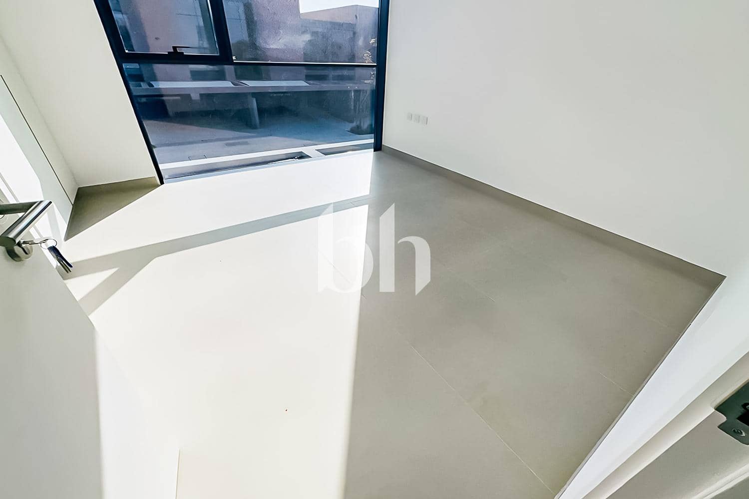4 Bedroom Townhouse in Robinia - photo 2