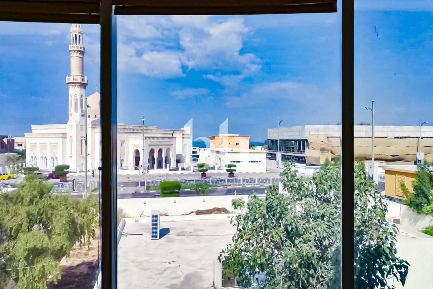7 Bedroom Villa in Umm Suqeim 3 Villas - photo 2