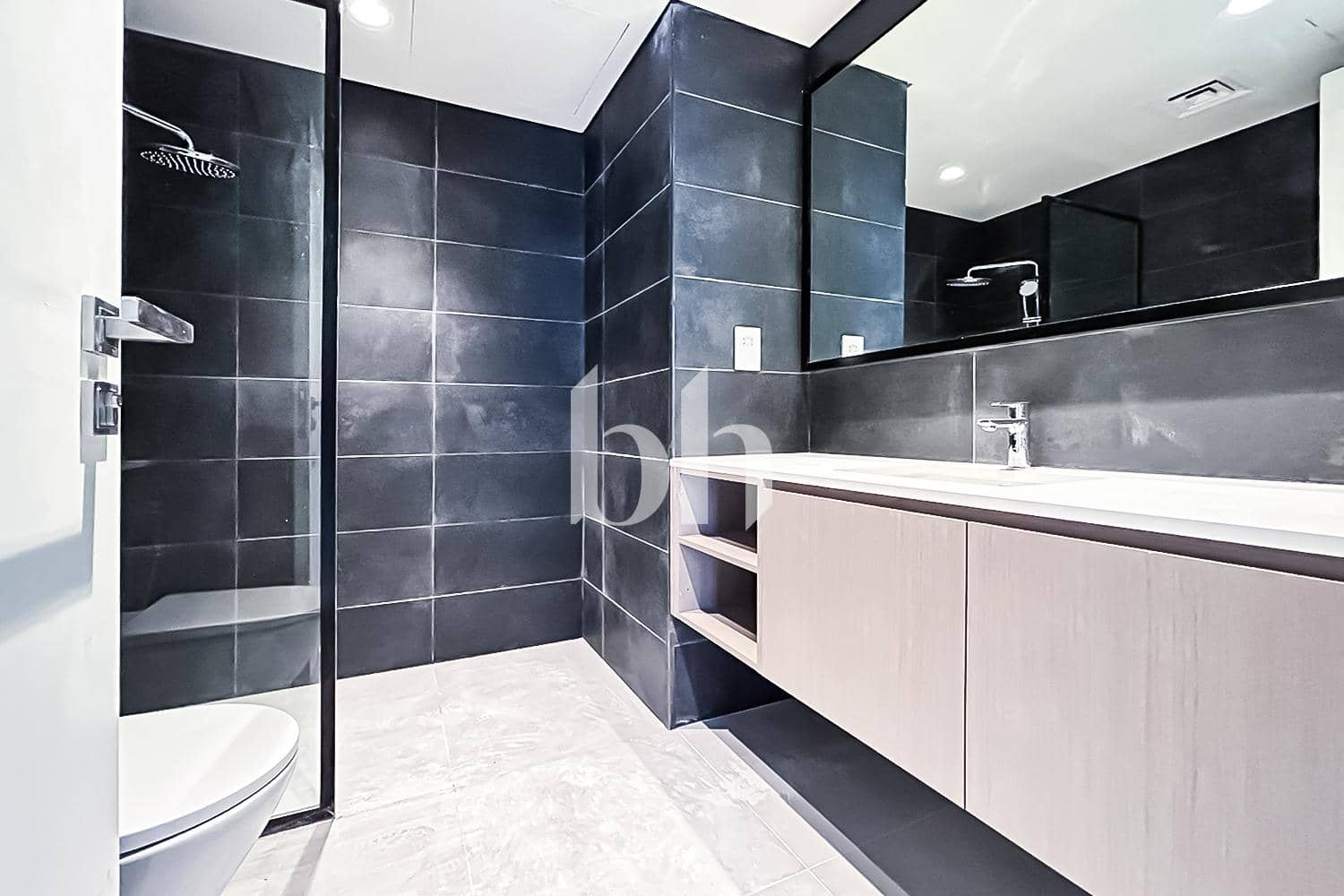 1 Bedroom Apartment in The Boulevard 2 - photo 2