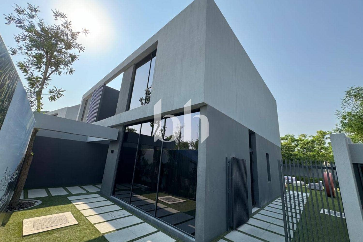 5 Bedroom Villa in Kaya - photo 1
