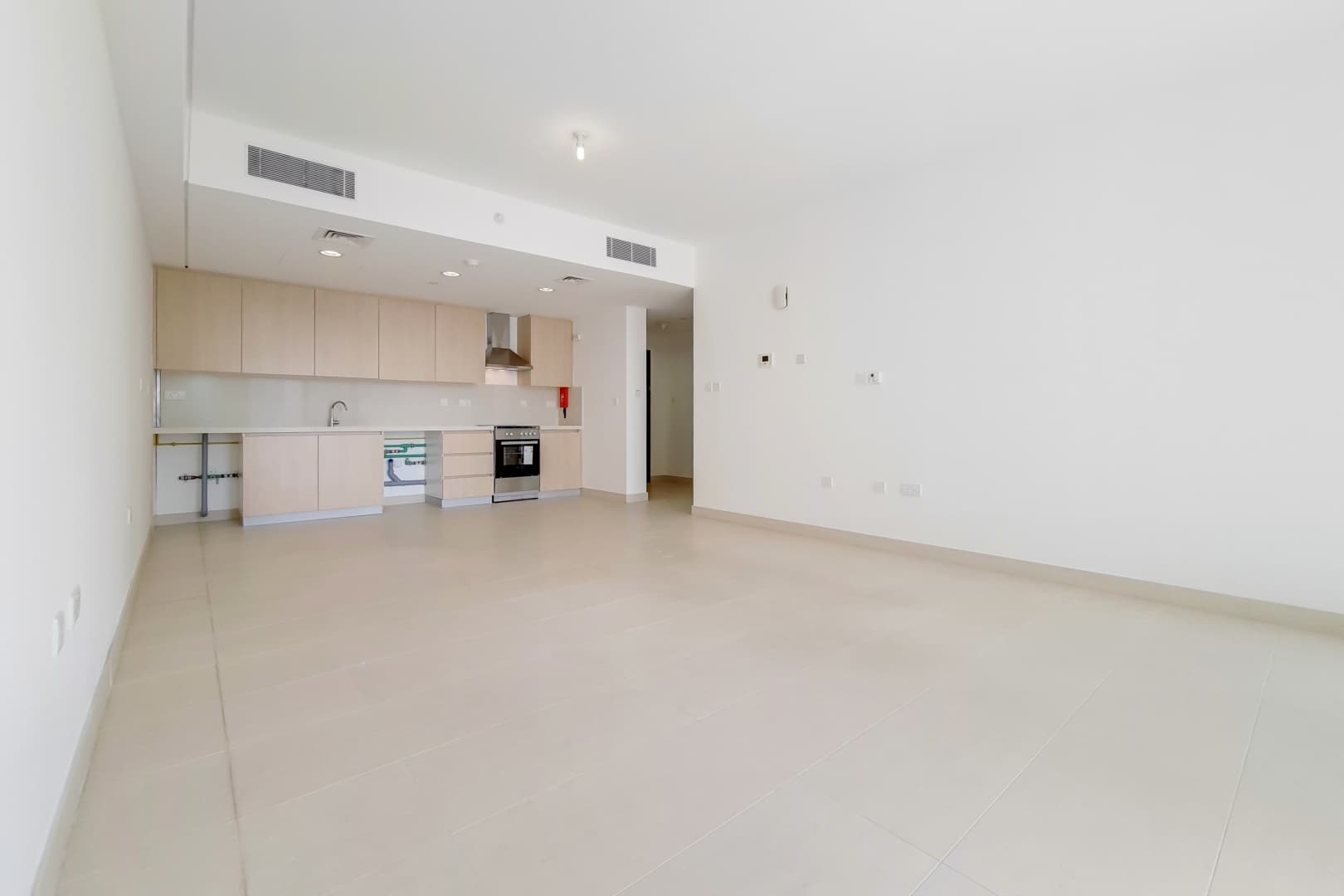 1 Bedroom Apartment in Building C - photo 2