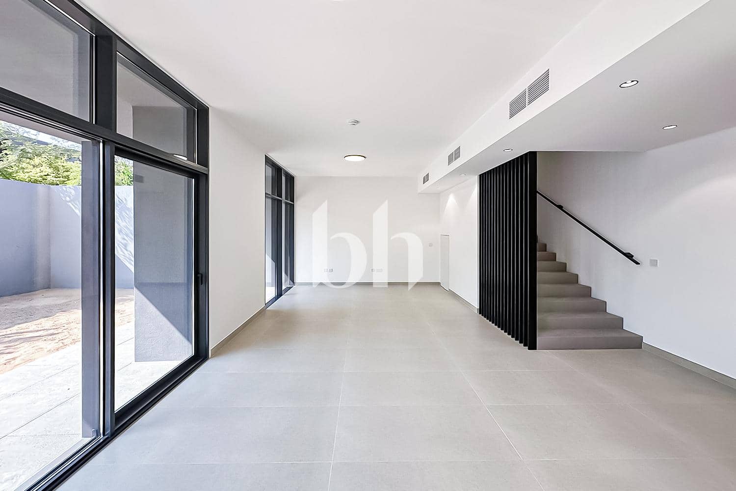 4 Bedroom Townhouse in Robinia - photo 1
