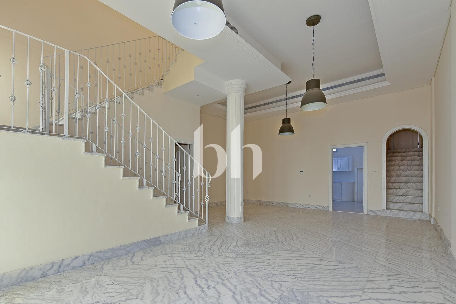 4 Bedroom Townhouse in Bachour Villas - photo 1