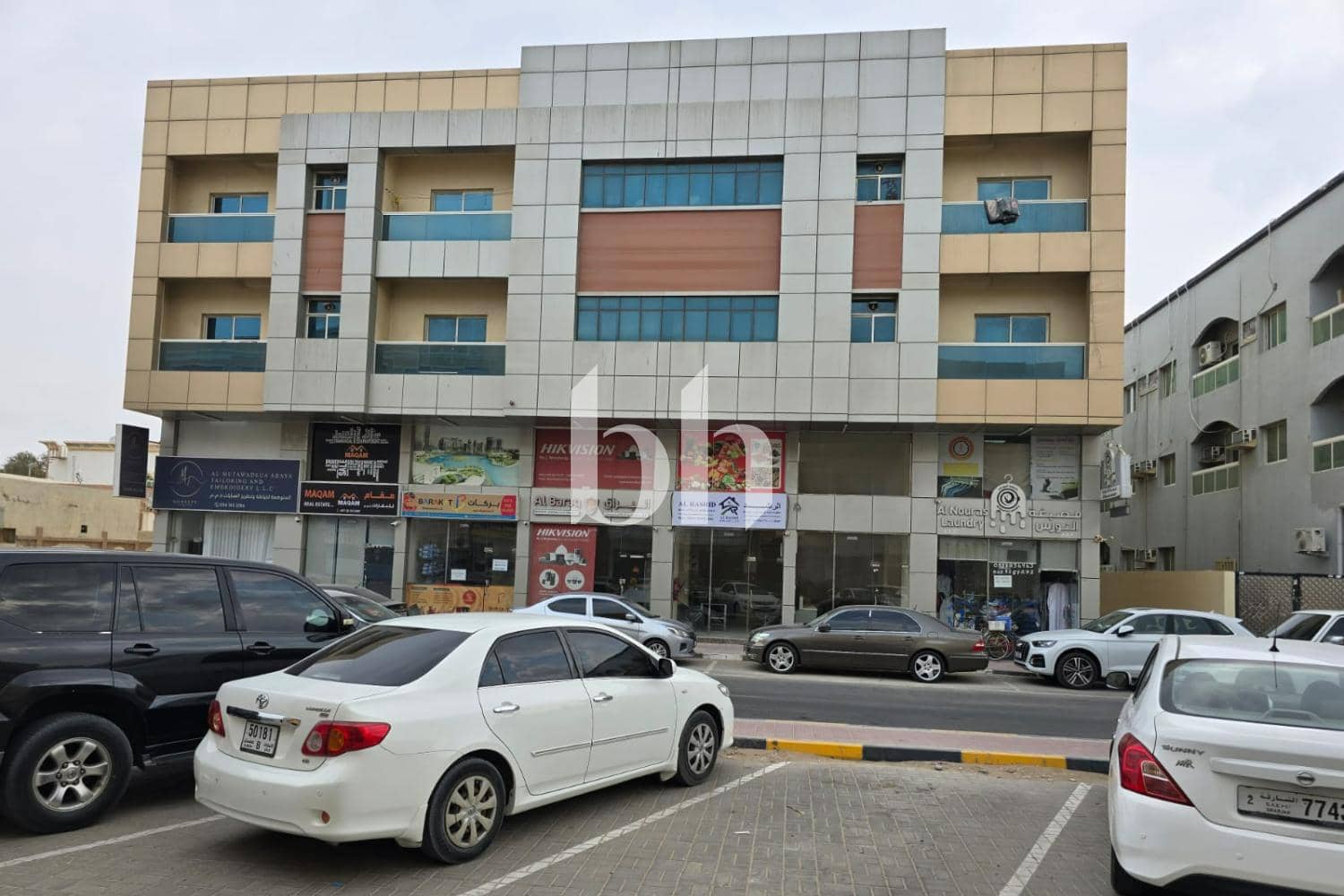 50 Bedroom Whole Building in Al Rawda 3 - photo 2