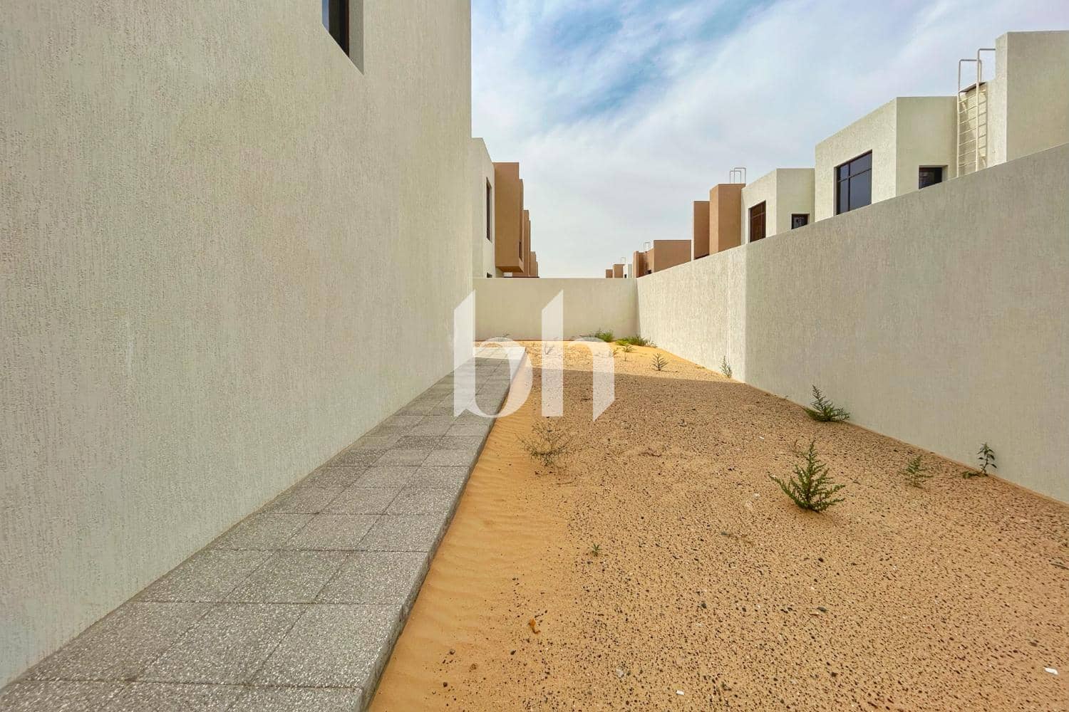 3 Bedroom Townhouse in Nasma Residence - photo 2