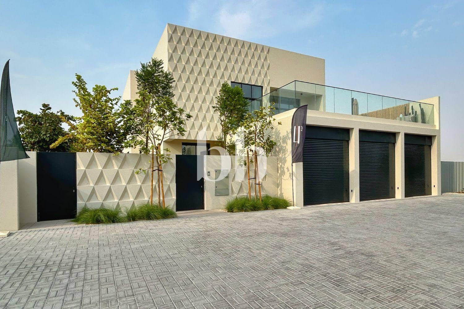 3 Bedroom Townhouse in Hayyan - photo 1