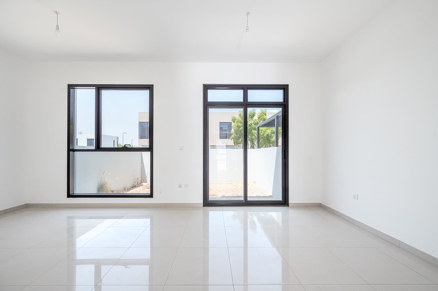 2 Bedroom Townhouse in Nasma Residence - photo 1