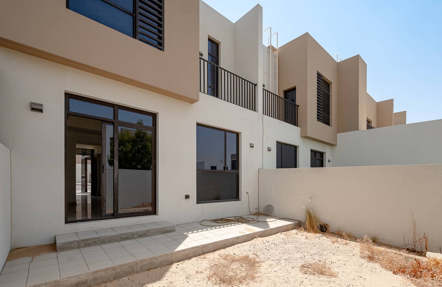 2 Bedroom Townhouse in Nasma Residence - photo 2