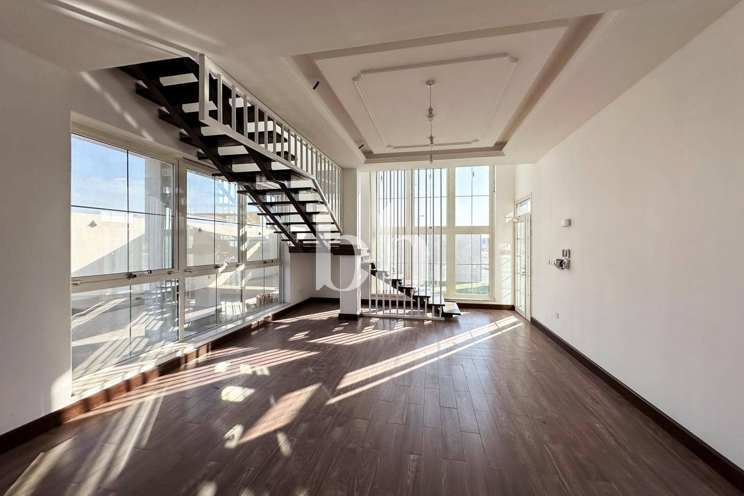 8 Bedroom Villa in Al Riqaibah - photo 1