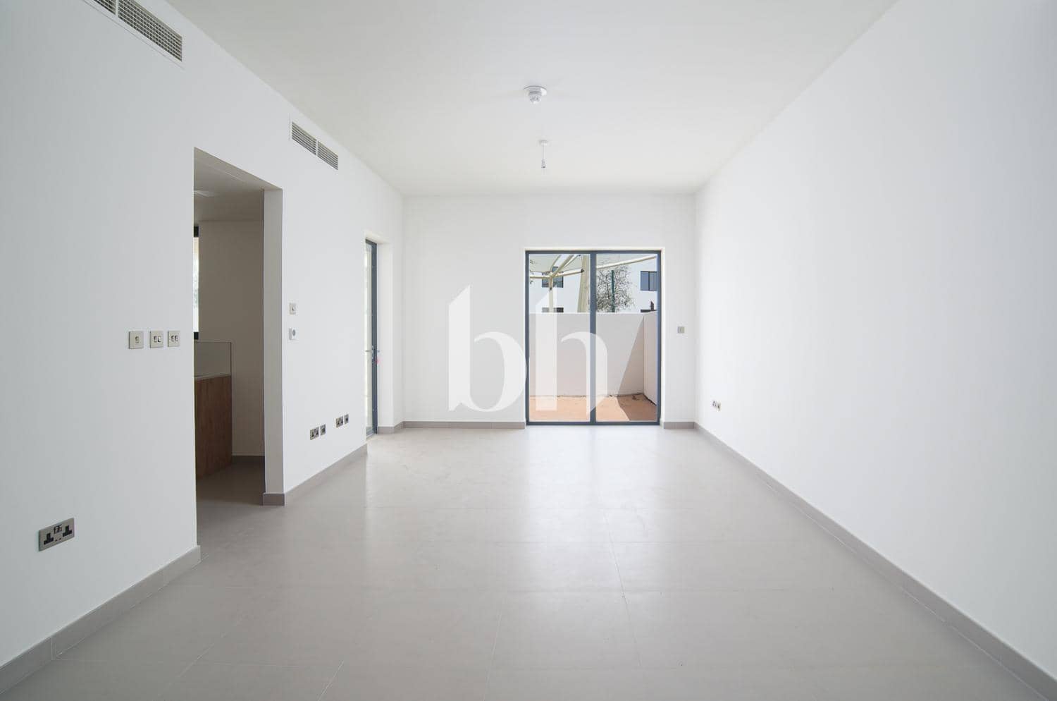 3 Bedroom Townhouse in Noya 1 - photo 1