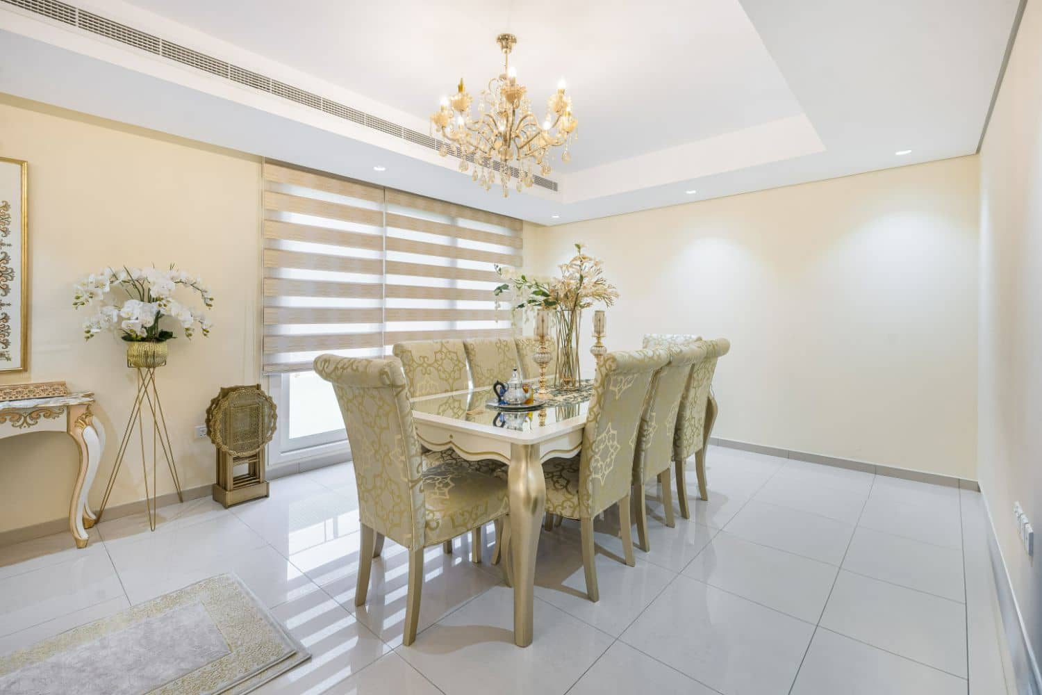 5 Bedroom Villa in Al Zahia 2 - photo 2