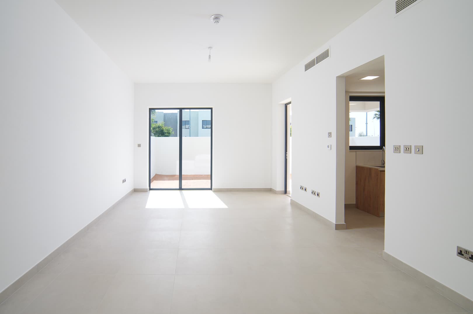 3 Bedroom Townhouse in Noya Viva - photo 1