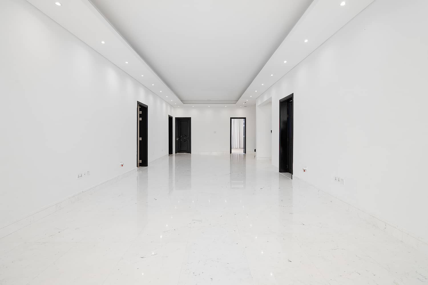 5 Bedroom Villa in Al Barsha South 2 - photo 1