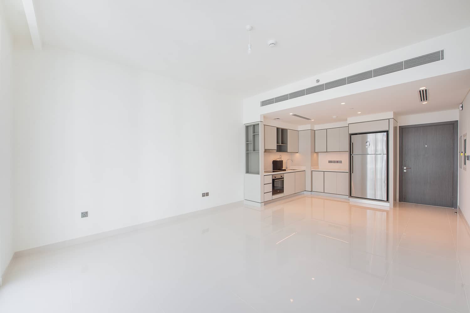 2 Bedroom Apartment in Sunrise Bay Tower 1 - photo 1