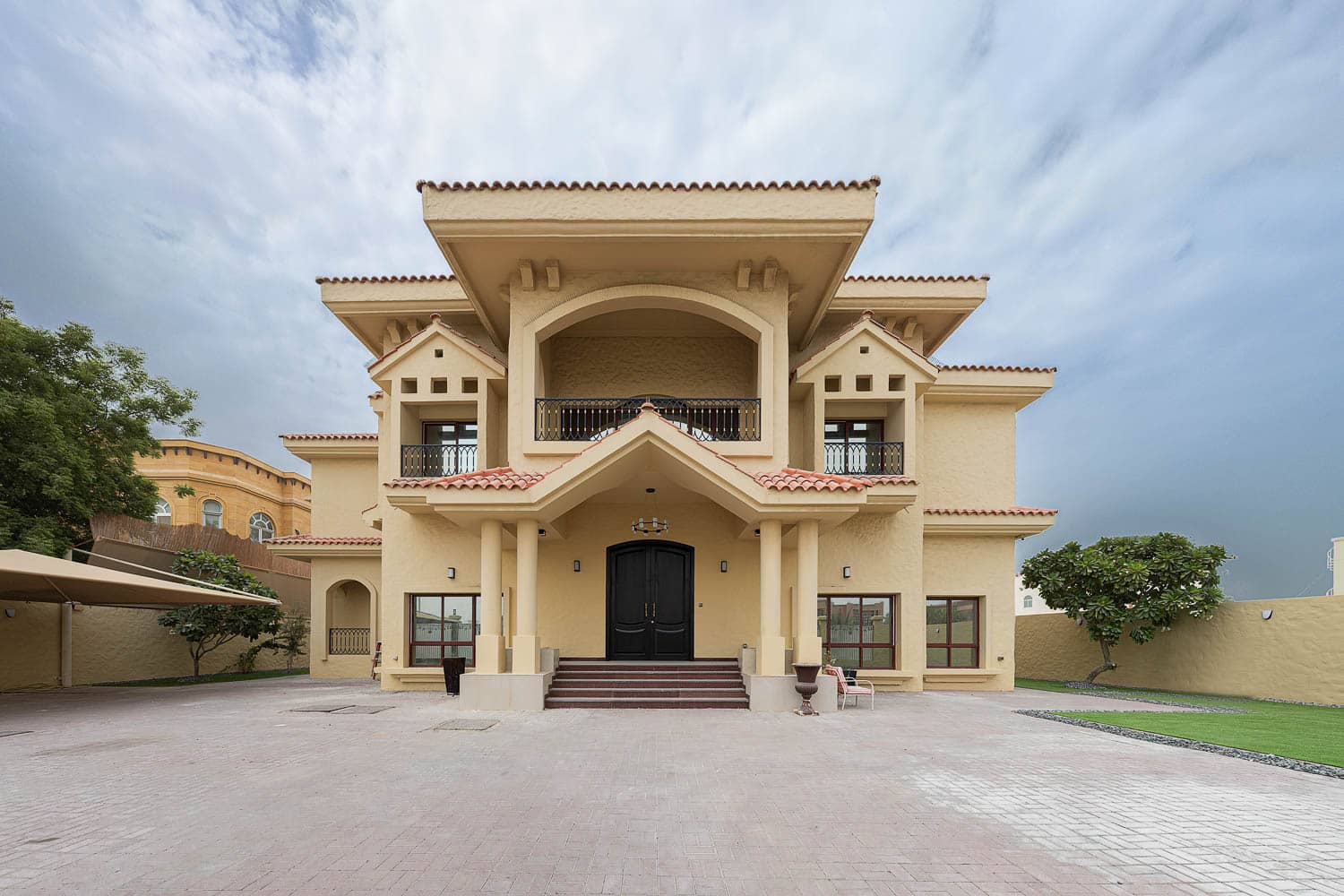 5 Bedroom Villa in Al Barsha 3 Villas - photo 1