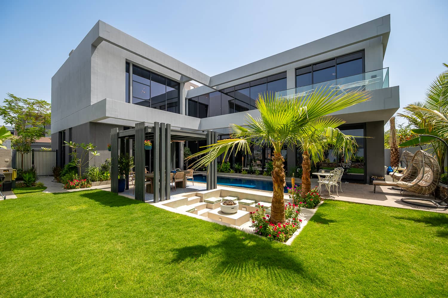 5 Bedroom Villa in Sendian - photo 2