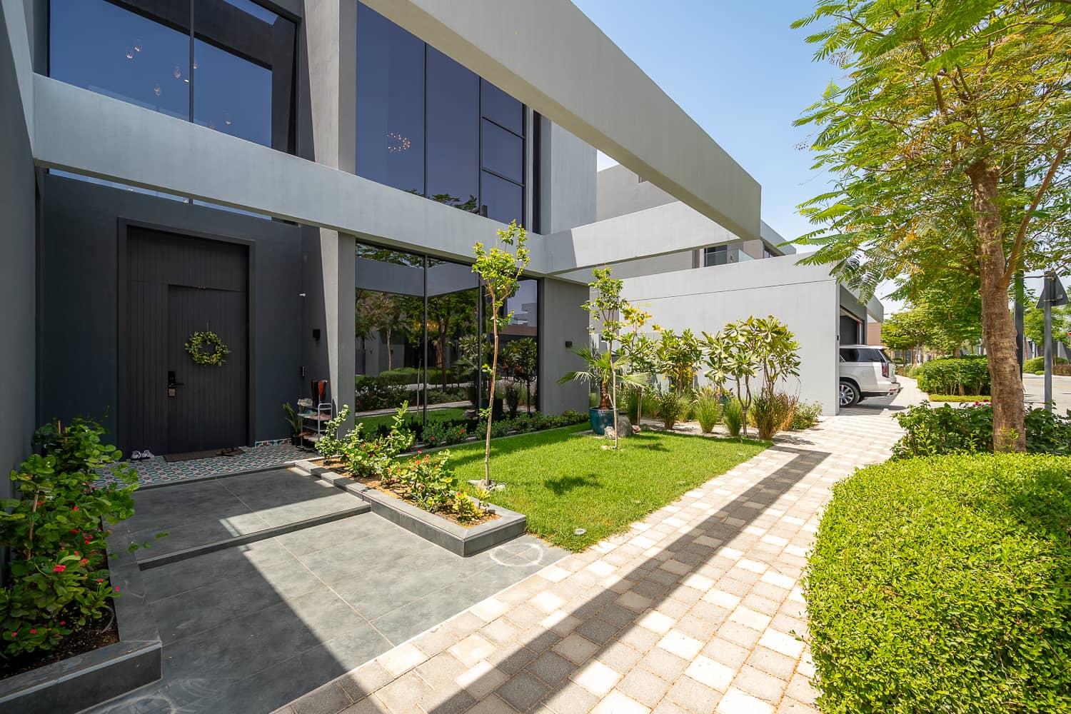 5 Bedroom Villa in Sendian