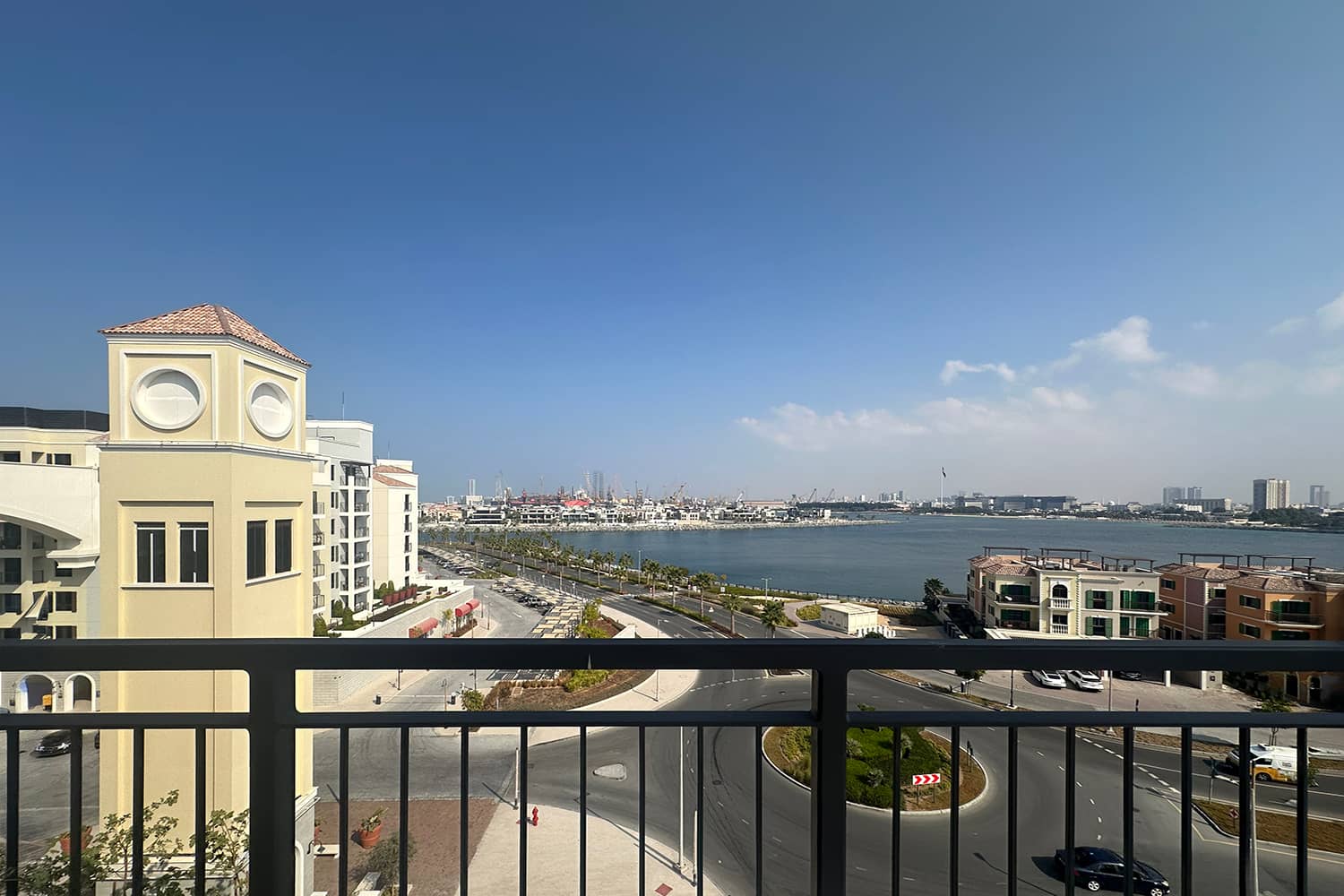3 Bedroom Apartment in La Sirene - Building 6 - photo 1