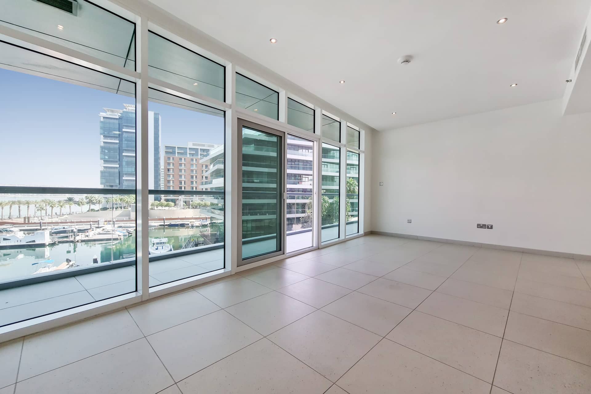 1 Bedroom Apartment in Al Naseem Residences C - photo 1