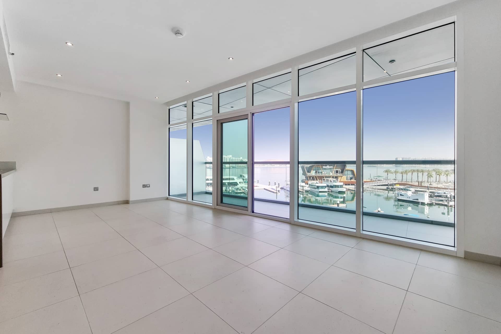 1 Bedroom Apartment in Al Naseem Residences C - photo 2
