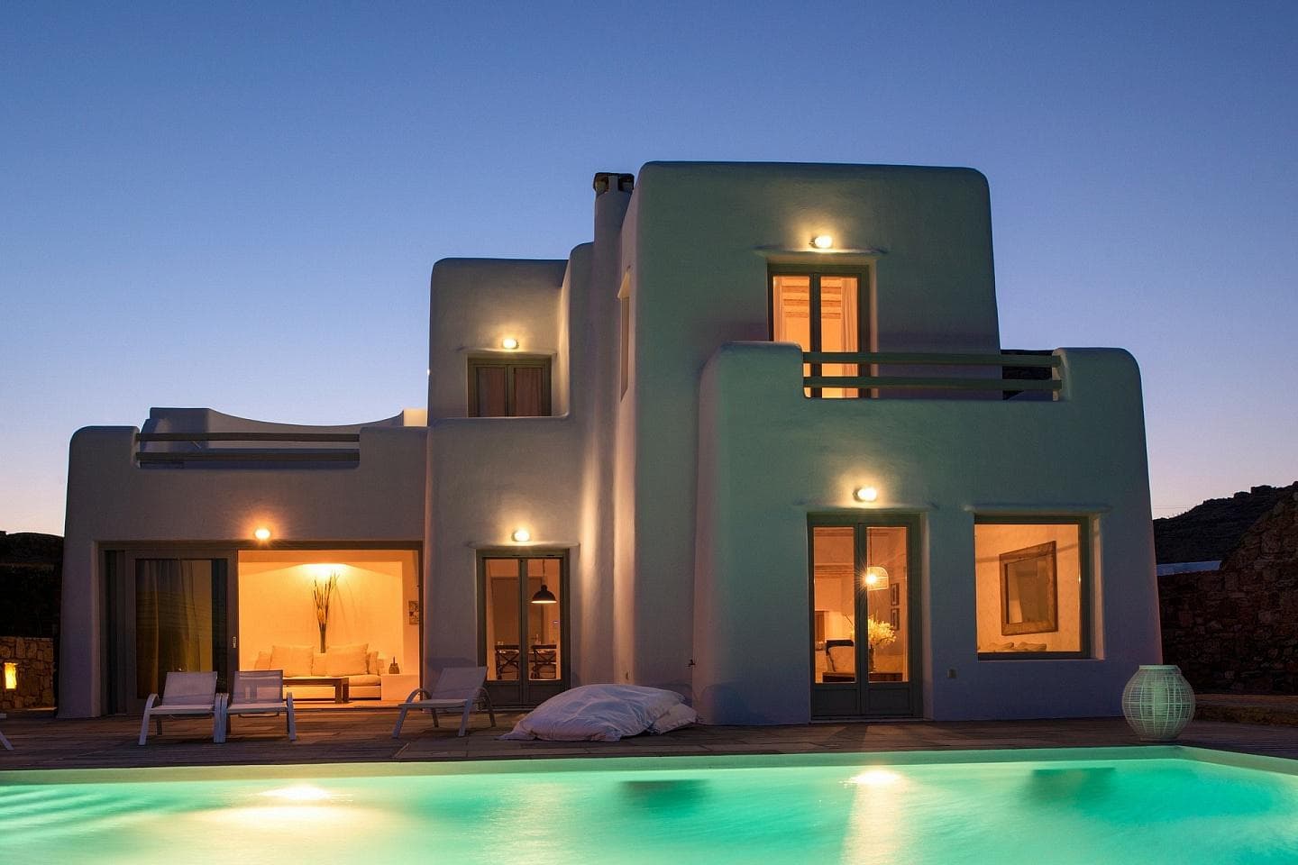20 Bedroom Villa in Kalafati