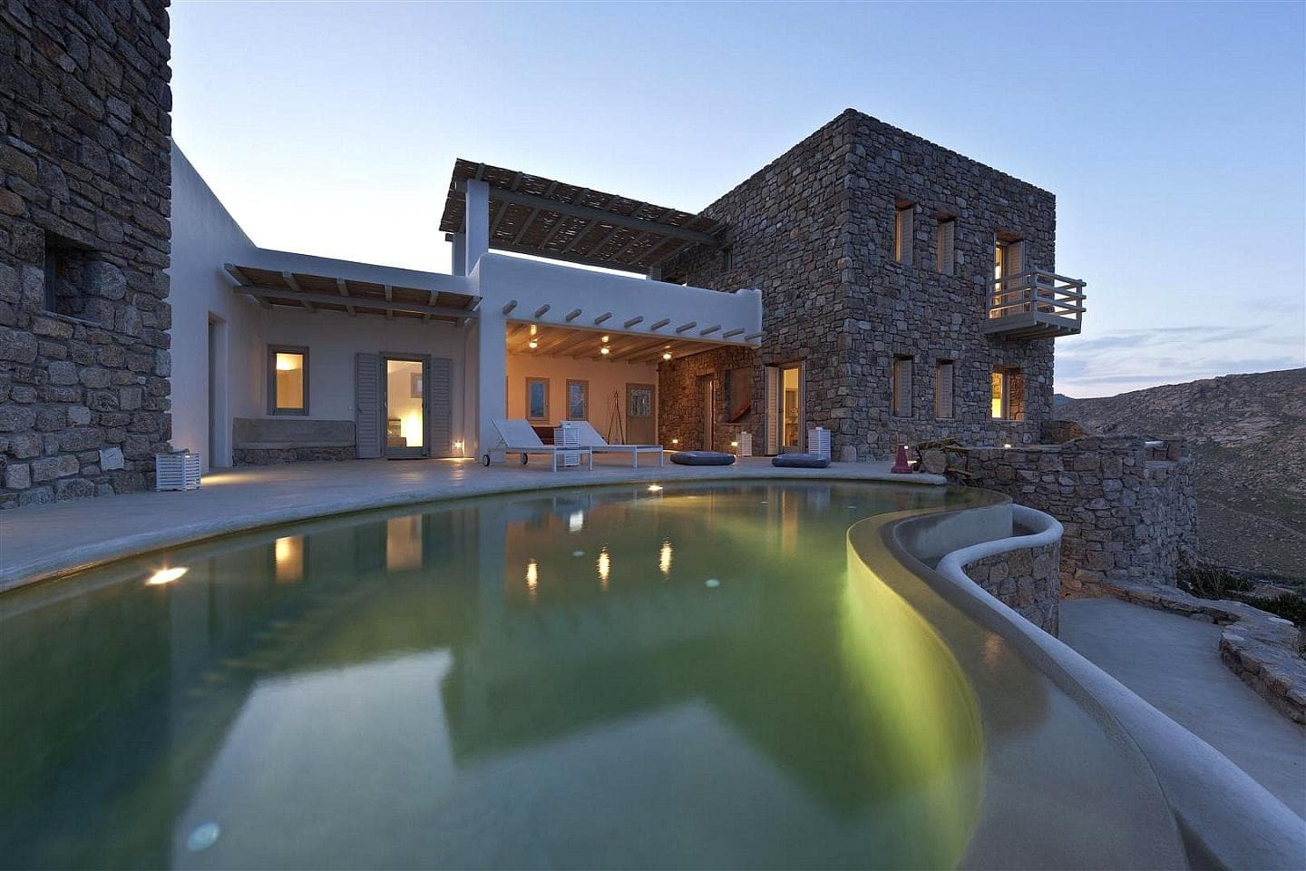 3 Bedroom Villa in Main town - Chora