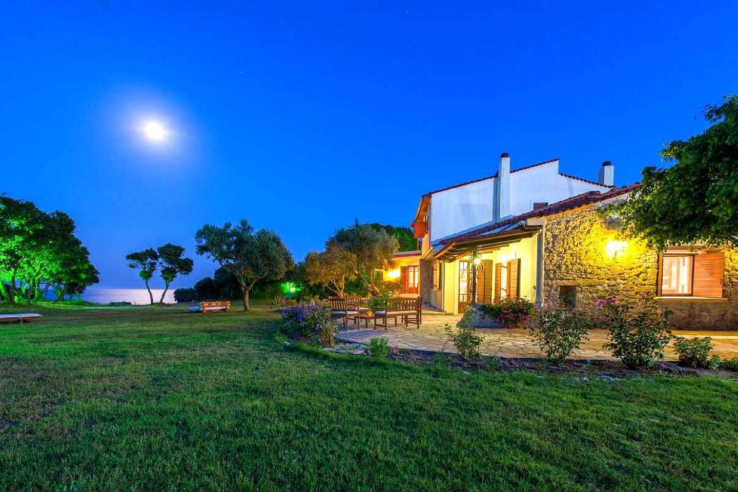 4 Bedroom Villa in Ano Vasilikos - photo 1