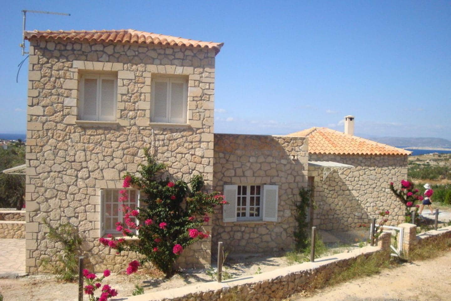 3 Bedroom Villa in Center - photo 1