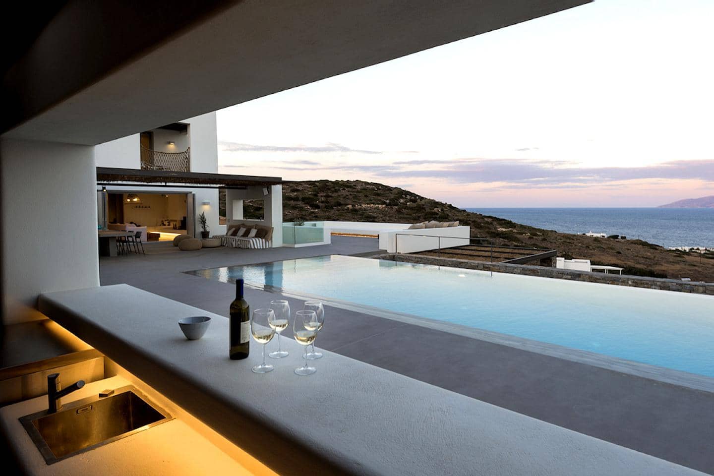 5 Bedroom Villa in Ampelas - photo 1