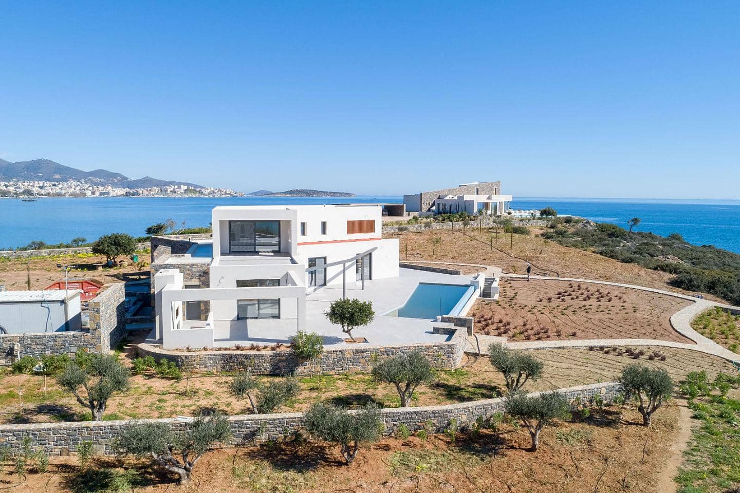 6 Bedroom Villa in Ammoudara - photo 2