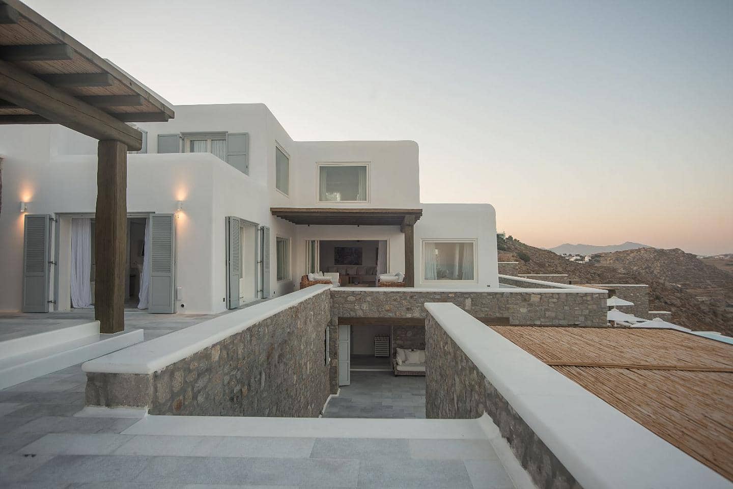 9 Bedroom Villa in Psarrou - photo 2