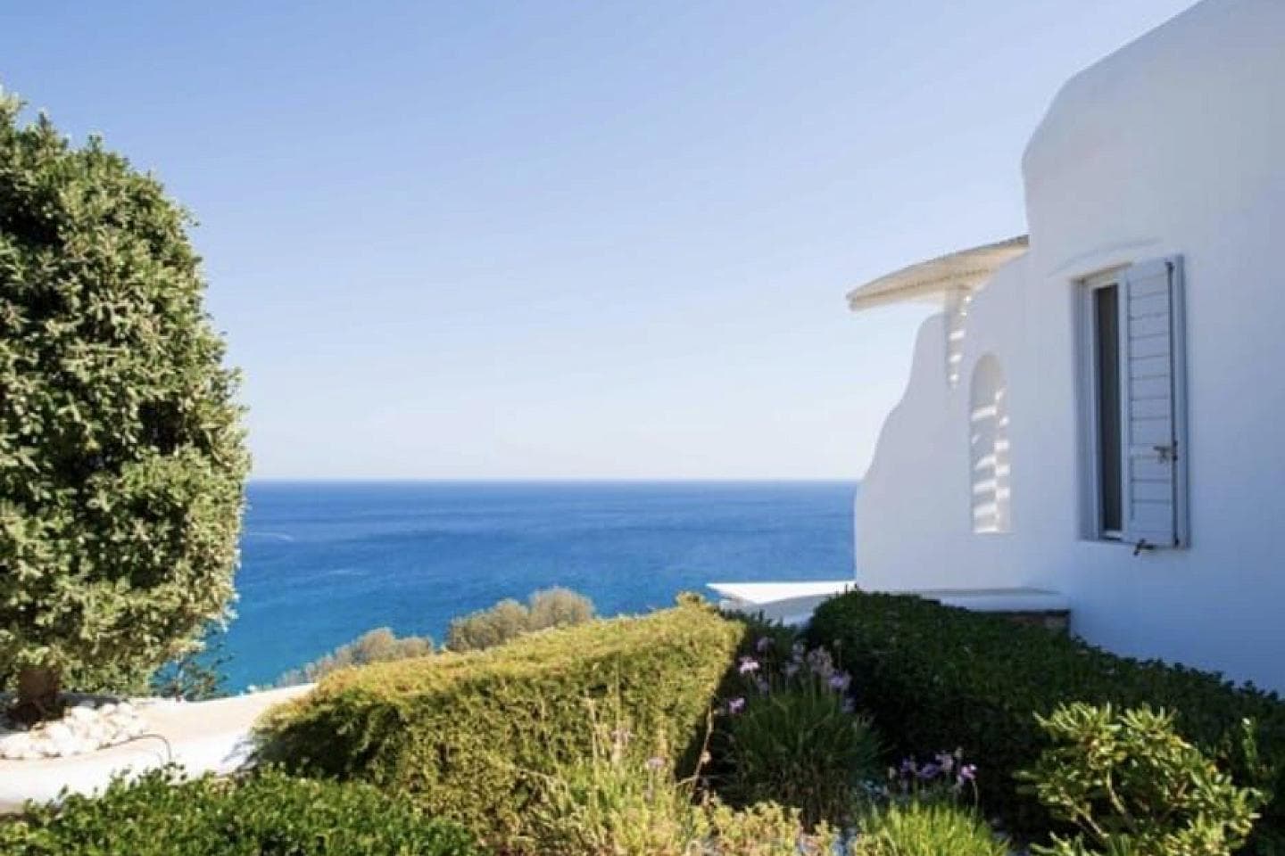 11 Bedroom Villa in Main town - Chora - photo 1