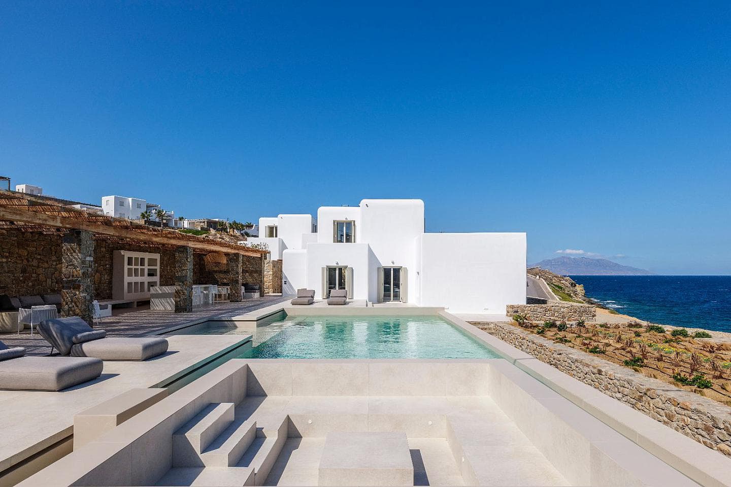 7 Bedroom Villa in Agios Ioannis Diakoftis - photo 1