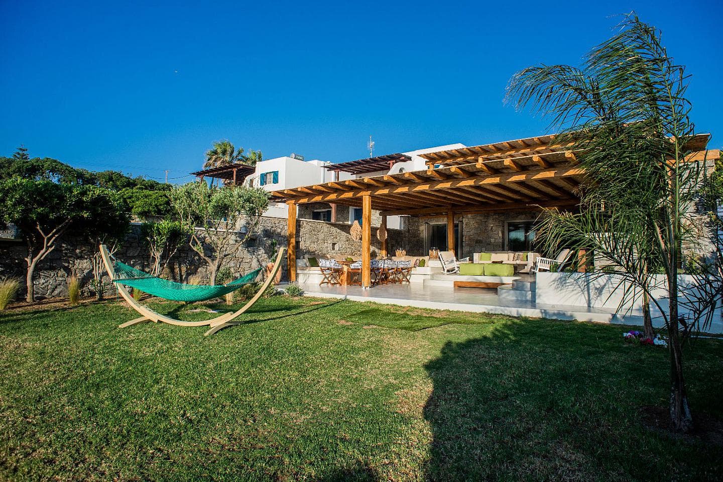4 Bedroom Villa in Kalafati - photo 1
