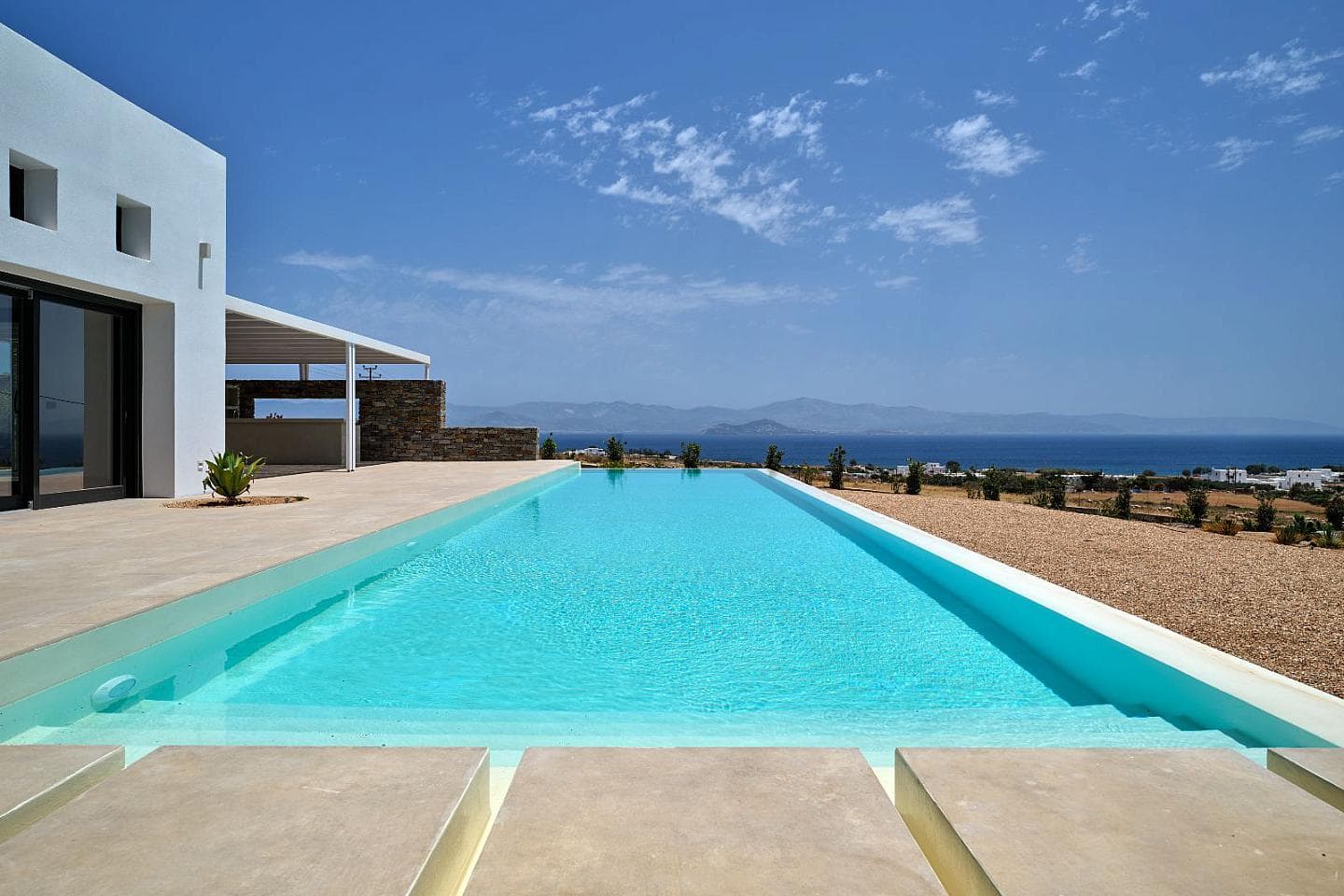 6 Bedroom Villa in Paroikia - photo 1