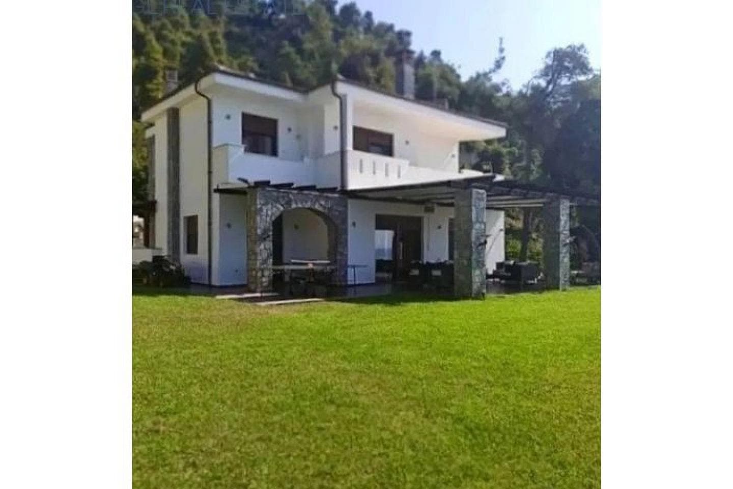 4 Bedroom Villa in Center